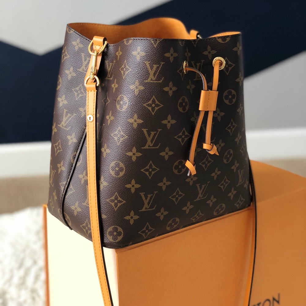 SOLD- Louis Vuitton NeoNoe in Safran + Extras! 😍